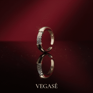 Hera - Taşlı Altın Renkli Yüzük