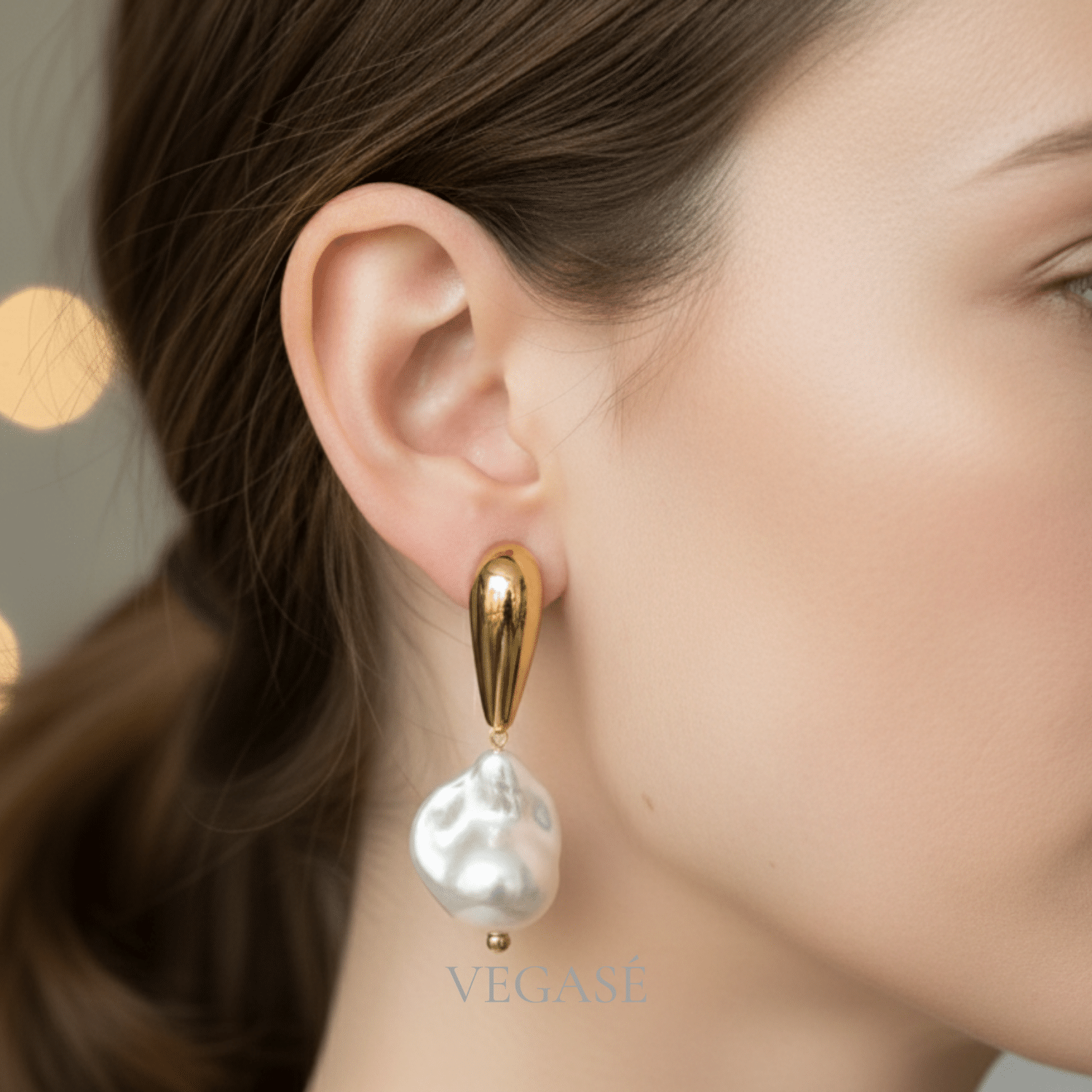 Luna Küpe – İnci Zarafetinin Işıltılı Yorumu