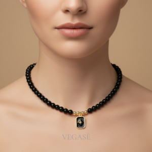 Eterna Siyah Boncuklu Kolye