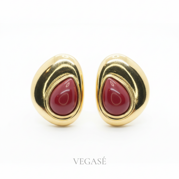 Vegase WEBB (1) Vegase WEBB (1)